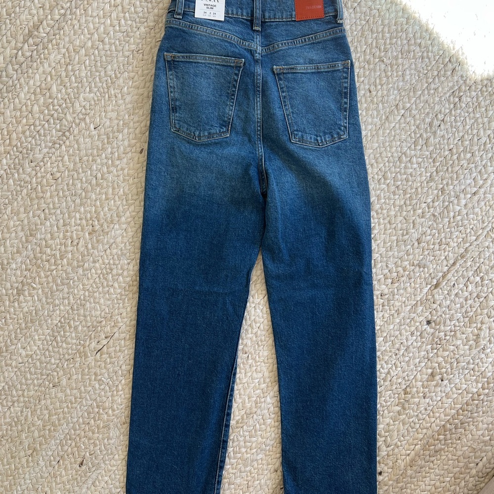 NEW Zara straight leg jeans size 2 size 26